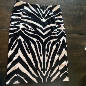 New York and Company, pencil skirt, zebra print women’s size 4